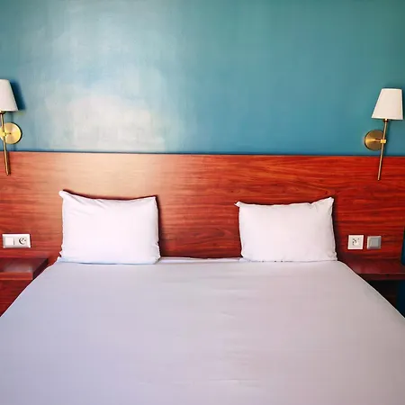 Ibis Styles Centre Отель