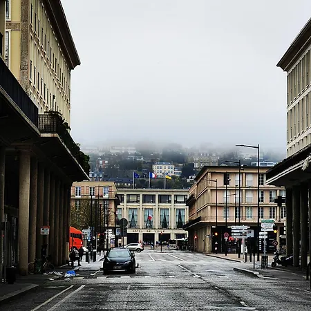 Ibis Styles Centre Hotel 3*