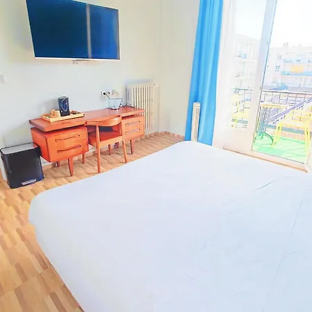 Ibis Styles Centre 3*