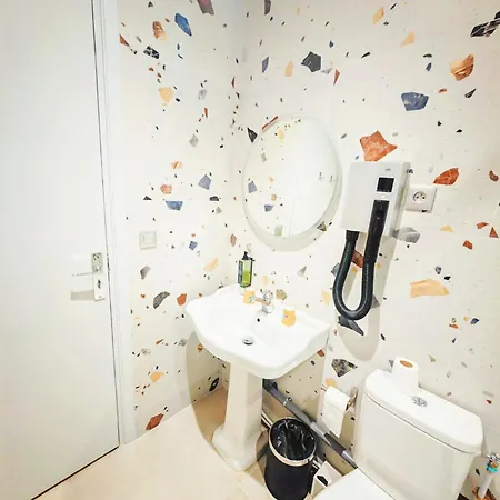 Ibis Styles Centre Hotel 3*