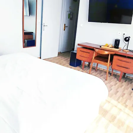 Ibis Styles Centre לה האברה