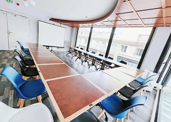 Ibis Styles Centre 3*