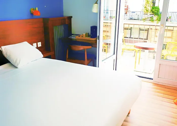 Ibis Styles Centre 3*